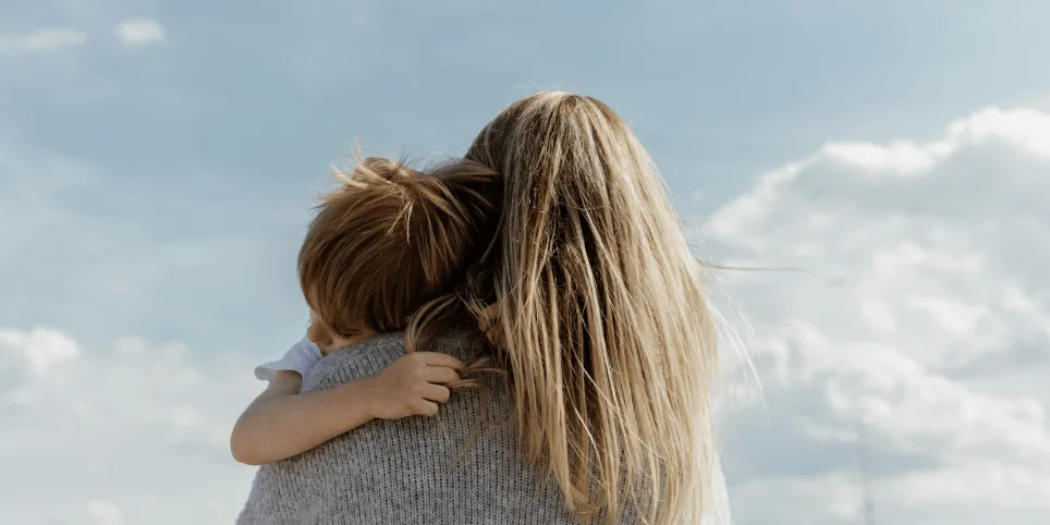 Ema silmad, nägu ja käed