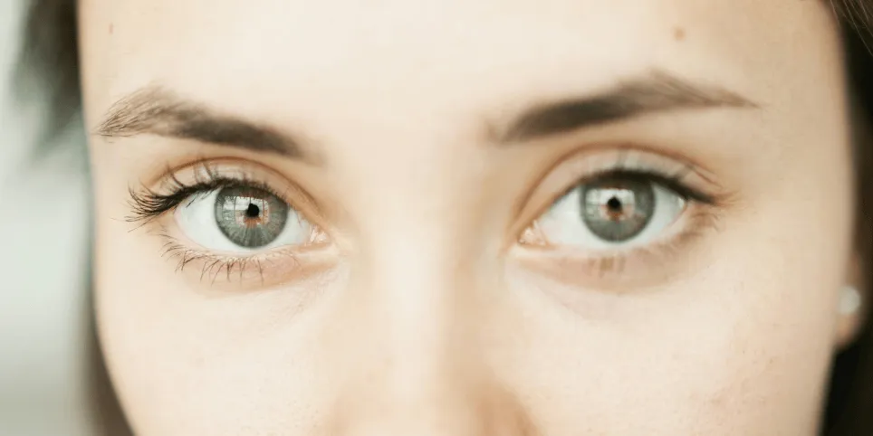 Ekraanid, pime aeg ja kuiv õhk – salakaval kombo, mis väsitab silmi